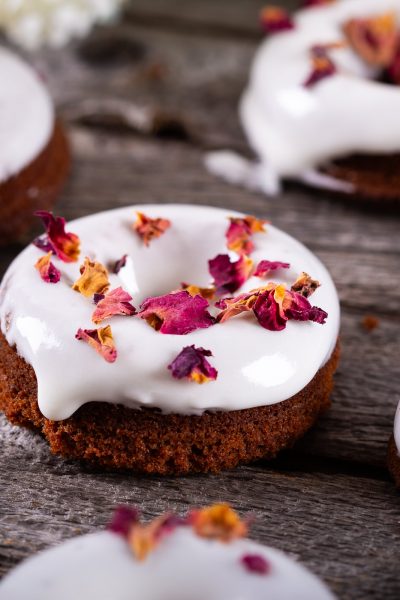 američke krafne iz pećnice s glazurom od krem sira recept