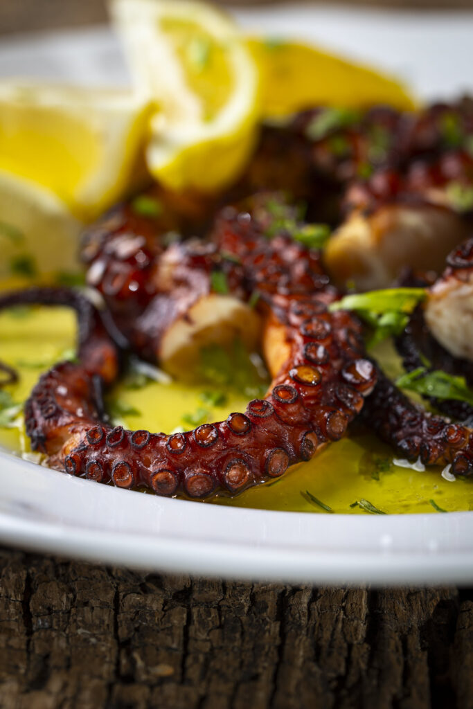 pečeni krakovi hobotnice u maslinovom ulju s limunom recept web kuharica