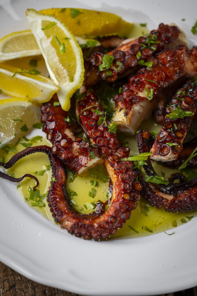 pečeni krakovi hobotnice u maslinovom ulju s limunom recept web kuharica