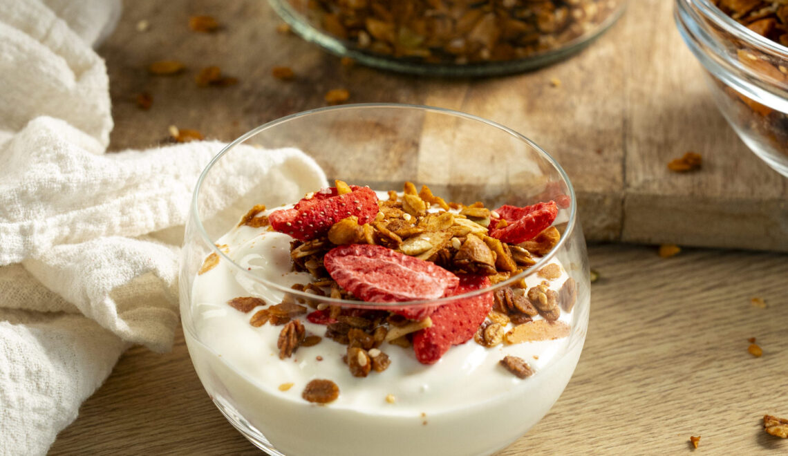 Najbolja domaća granola – klasična, voćna i s jagodom