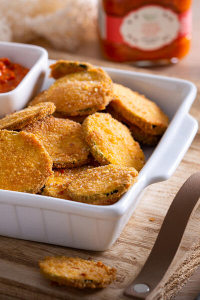 recept za hrskave pohane tikvice s ajvarom