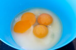 5 minutni kolač s jagodama